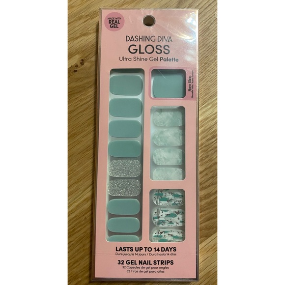 Dashing Diva Other - Dashing Diva Gloss Gel Nail Strips